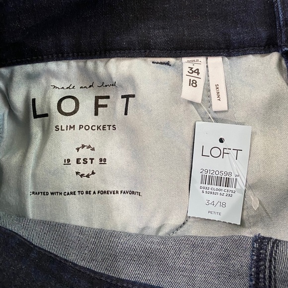Loft Jeans, NWT, Mid-Rise, Ankle Length, Dark Wash - Picture 3 of 8